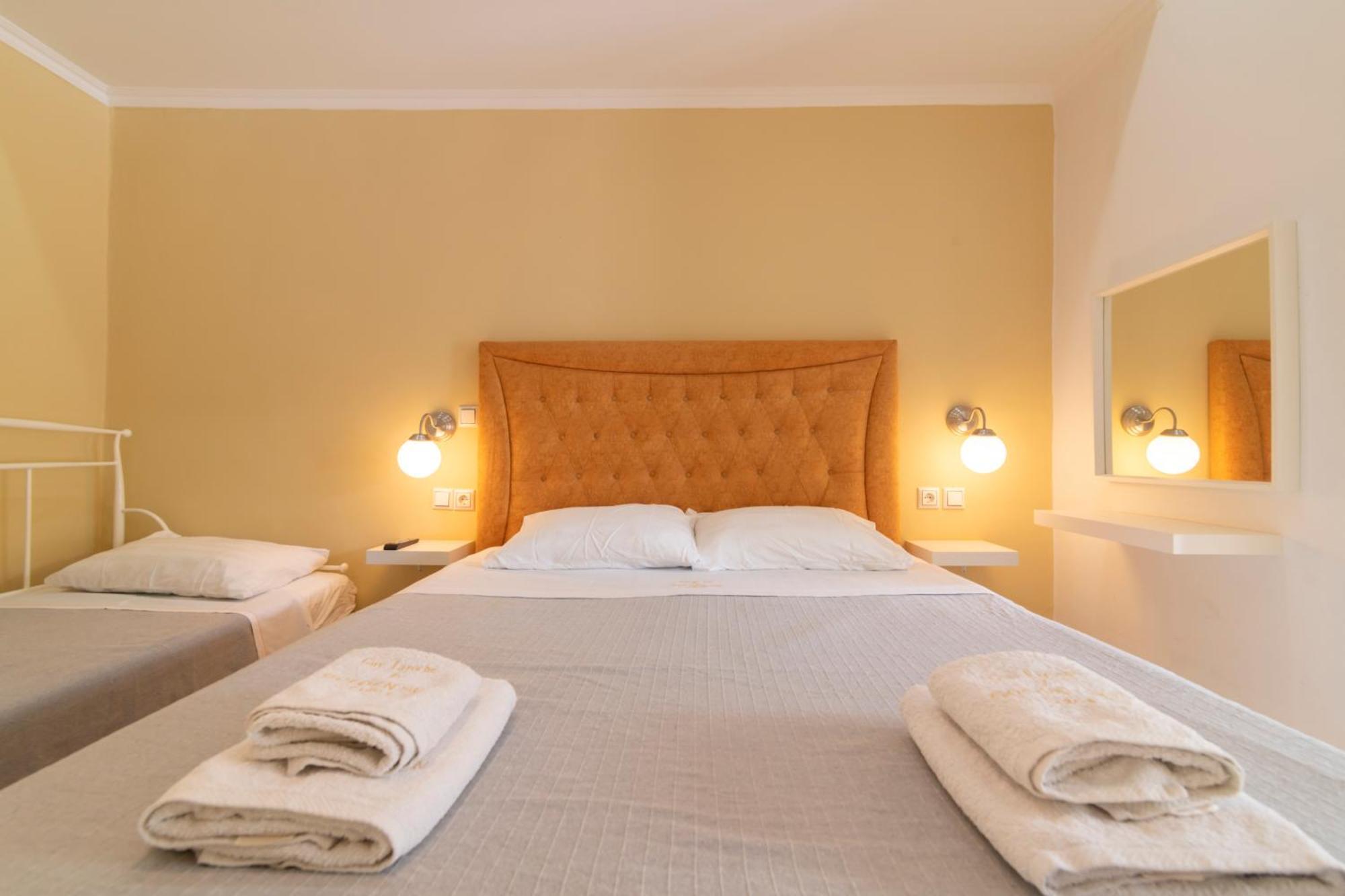 Aparthotel Golden Sun Parga Esterno foto